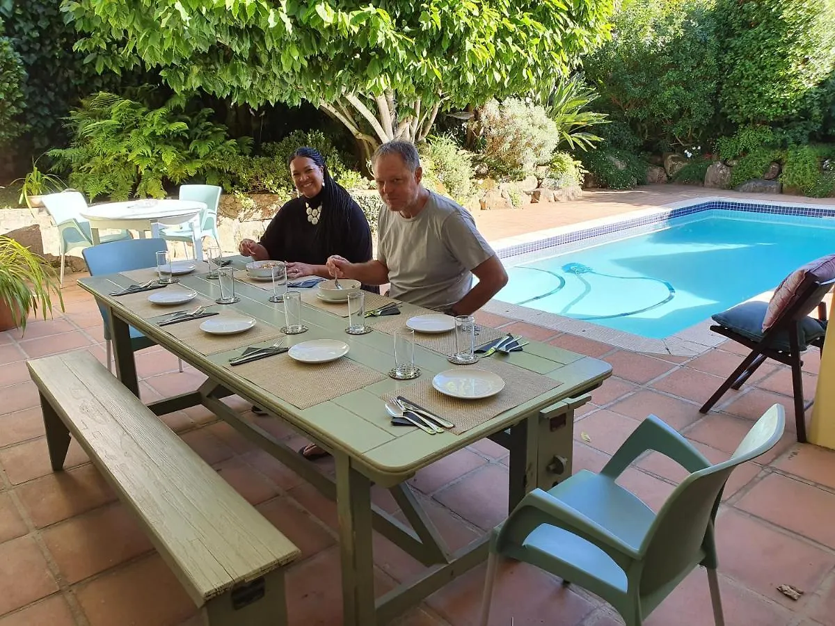 On Pinewood Guest House Κέιπ Τάουν