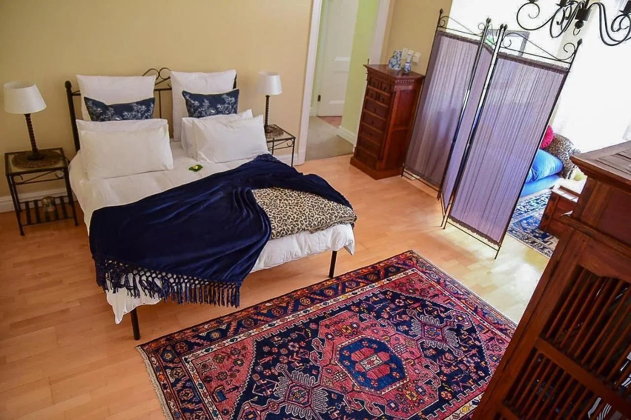 On Pinewood Guest House Κέιπ Τάουν 3*,  Νότια Αφρική