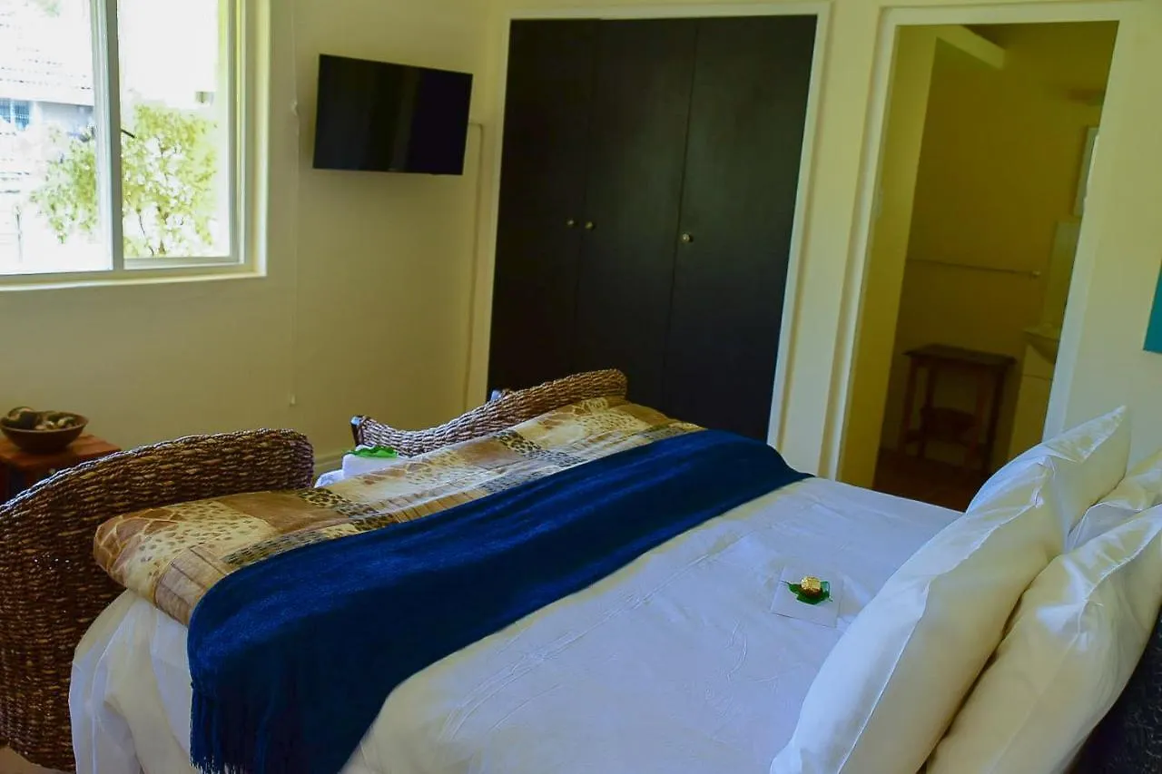 On Pinewood Guest House Κέιπ Τάουν