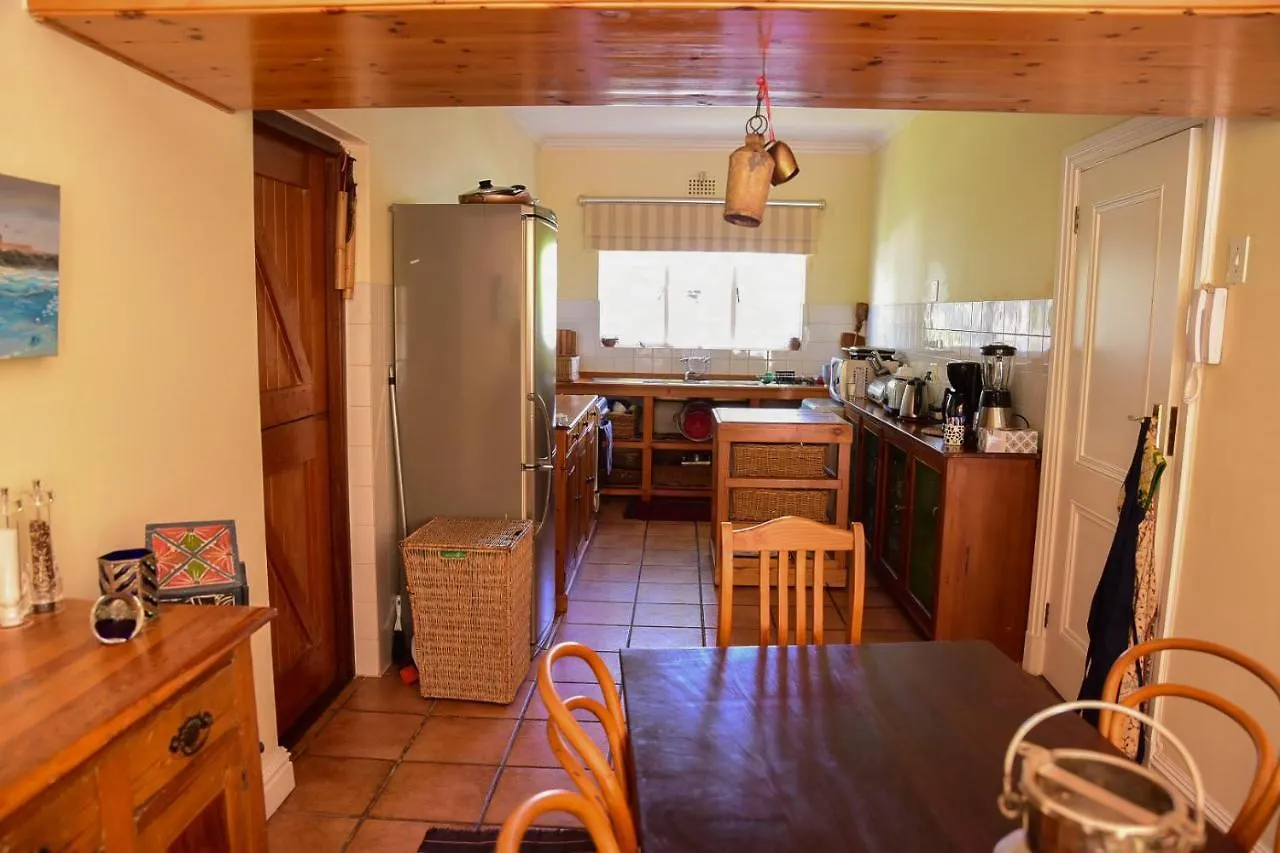 On Pinewood Guest House Κέιπ Τάουν 3*,